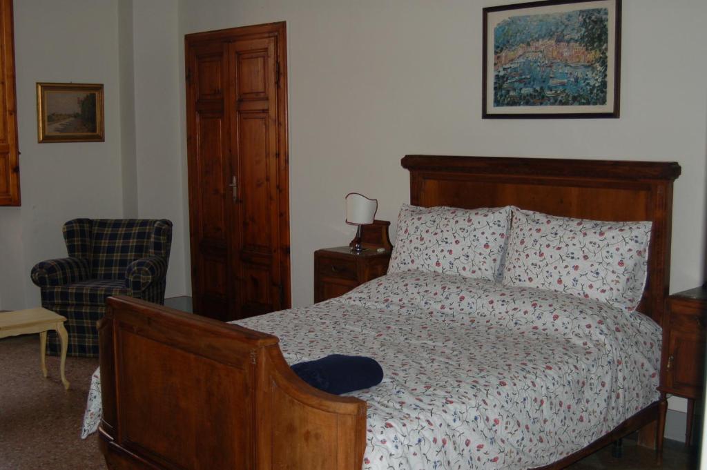 مبيت وإفطار بيزا Borgo Largo 51 الغرفة الصورة
